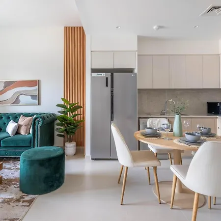 Guestready - Modern Elegance W Burj Khalifa View Apartment Dubai Exterior photo