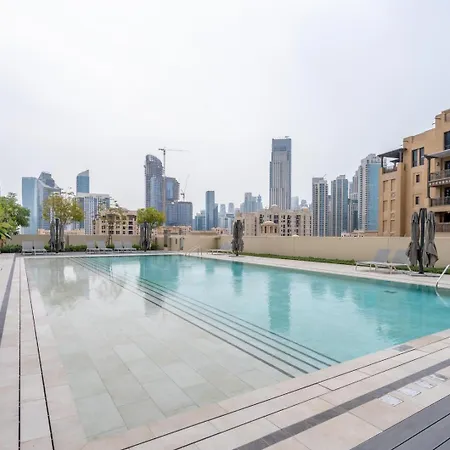 Guestready - Modern Elegance W Burj Khalifa View Apartment Dubai Exterior photo